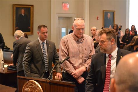 Live murdaugh trial - A small town in South Carolina prepares for the highest-profile murder trial seen in decades. Once-renowned in the area, disgraced attorney Alex Murdaugh fac...